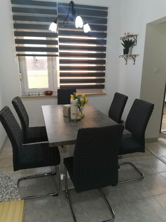 Guesthouse Nadia Senj  Εξωτερικό φωτογραφία