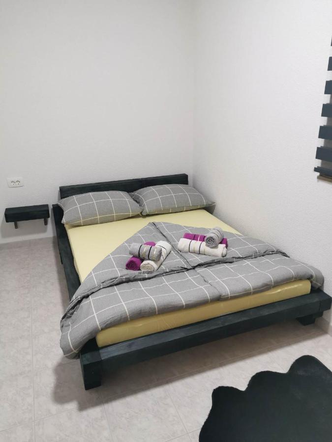Guesthouse Nadia Senj  Εξωτερικό φωτογραφία